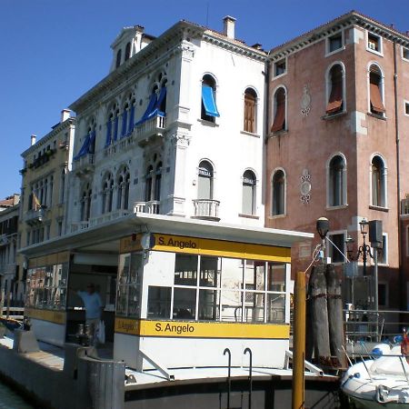 The Glamour Of San Marco Apartment Venesia Bagian luar foto