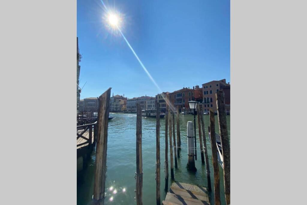 The Glamour Of San Marco Apartment Venesia Bagian luar foto