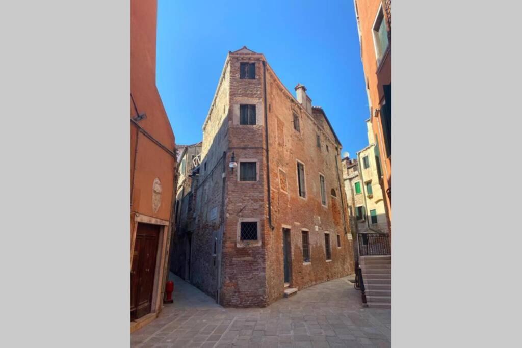The Glamour Of San Marco Apartment Venesia Bagian luar foto